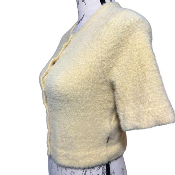 Women's | Levi's | NWT Yellow Cropped Button-Up Soft Fluffy Sweater - S - Picture 3 of 6